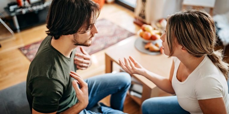 Twelve signs that show you partner is immature.