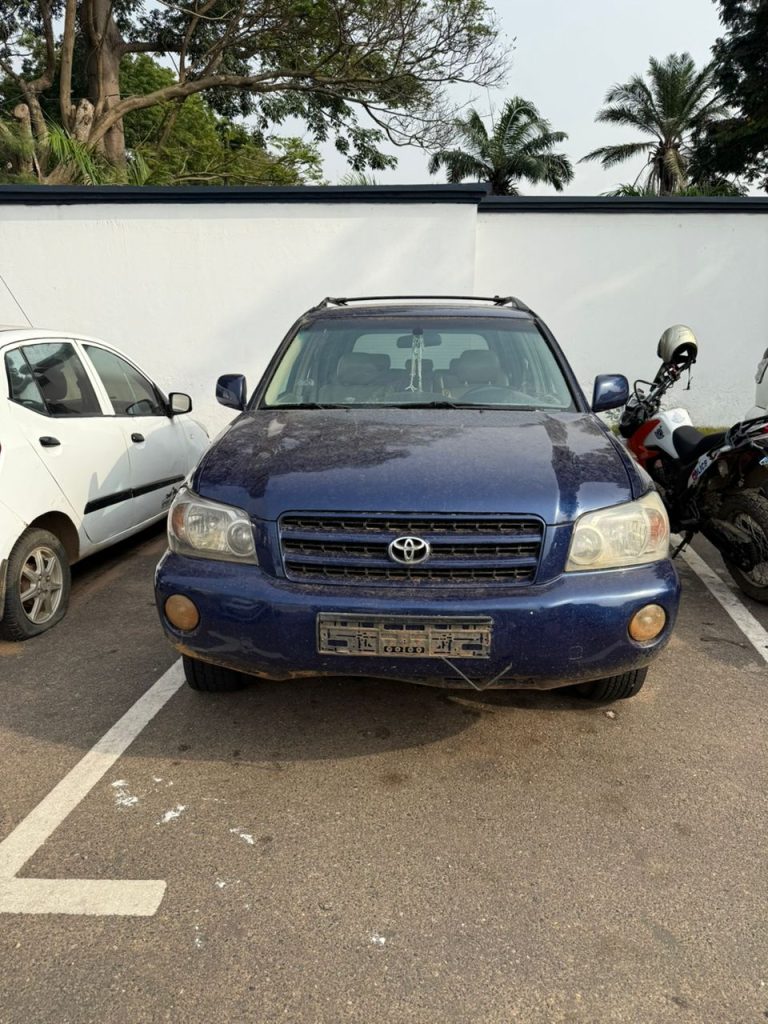 Police retrieve vehicle used in Adabraka gold jewellry shop robbery