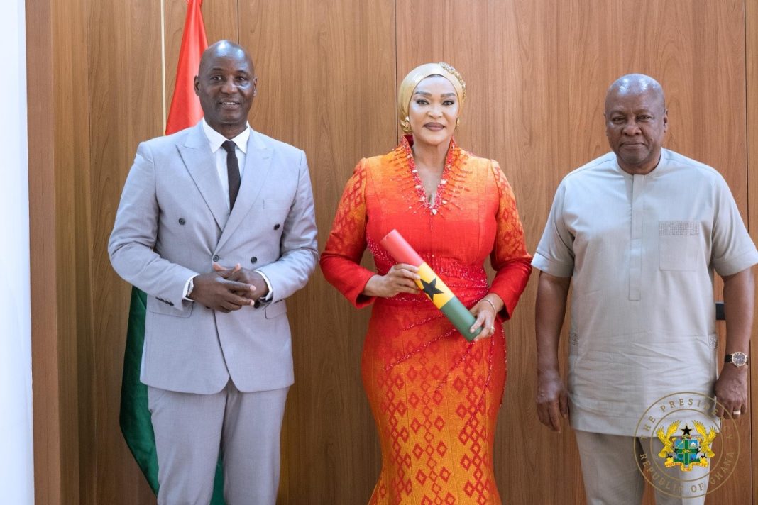 Kalsoume Sinare